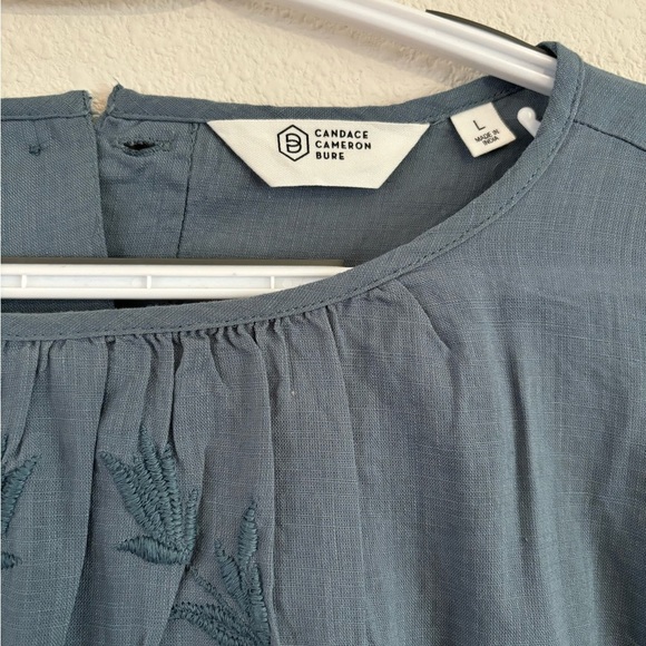 Candace Cameron Bure Top - Picture 2 of 5